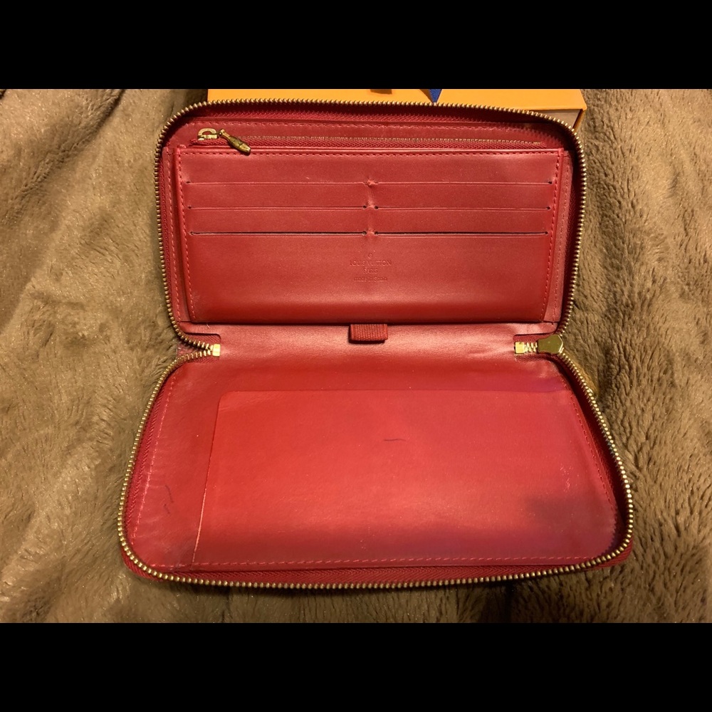 Louis Vuitton Vernis Zippy Organizer